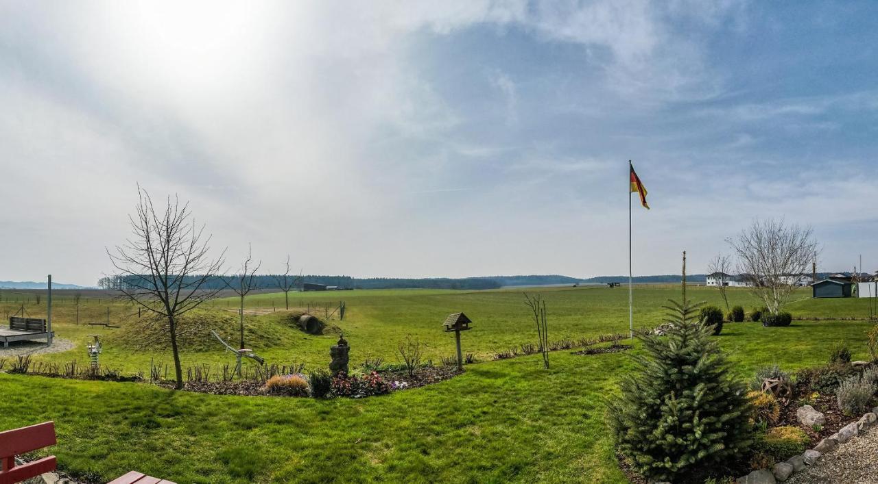 Ruhige Ferienwohnung Mit Panoramablick Ingoldingen Exteriér fotografie